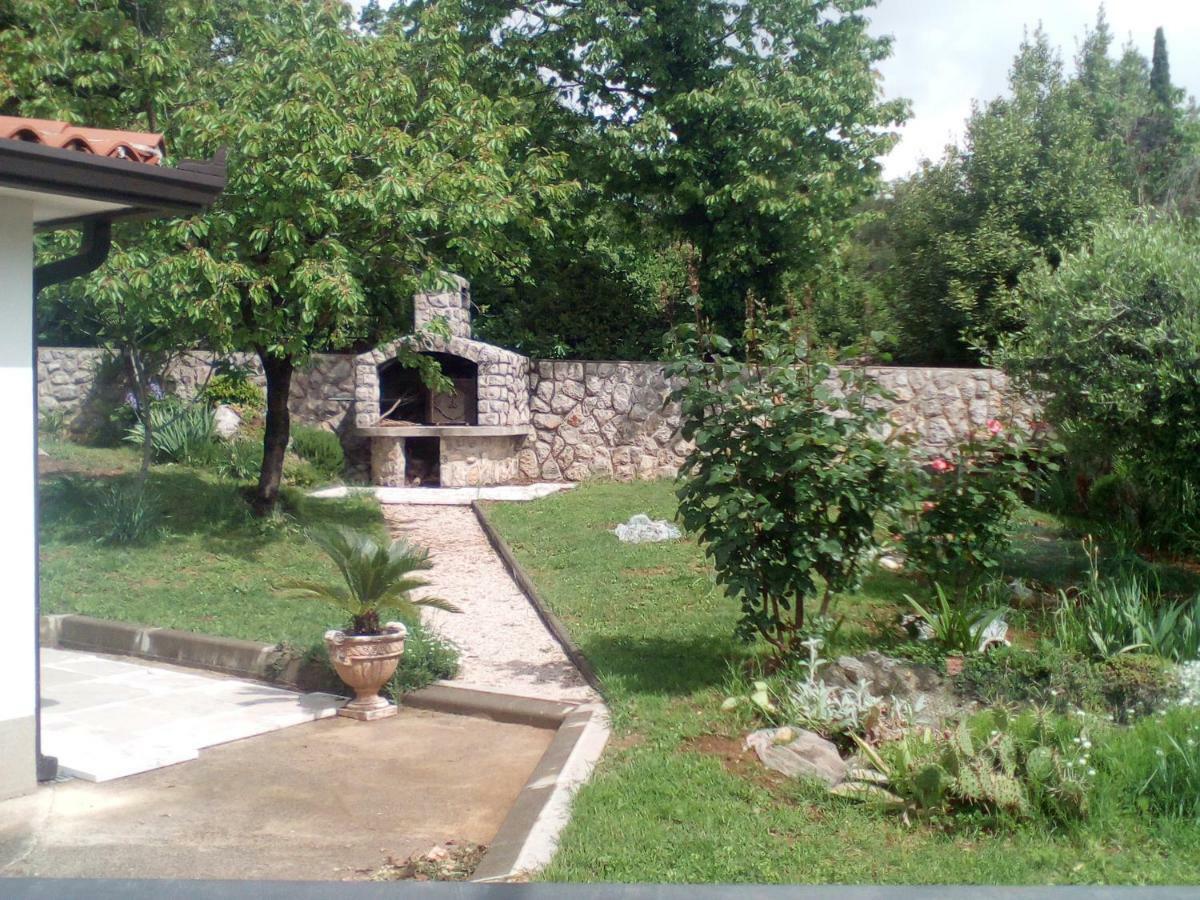 Apartment Nevija E Natale Opric Екстер'єр фото